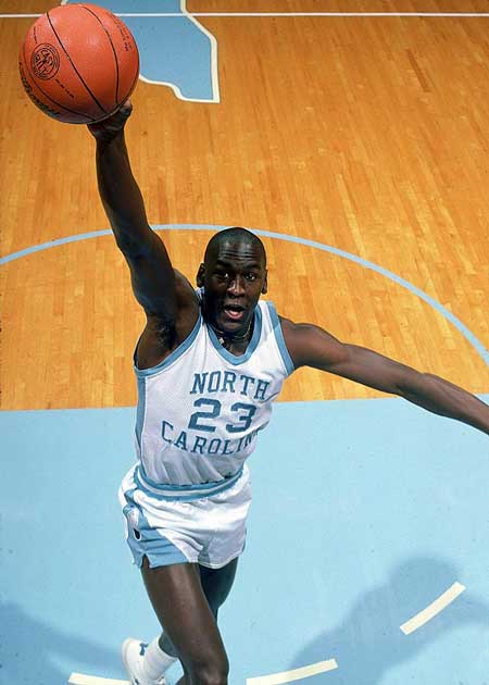 photo michael jordan univ #19